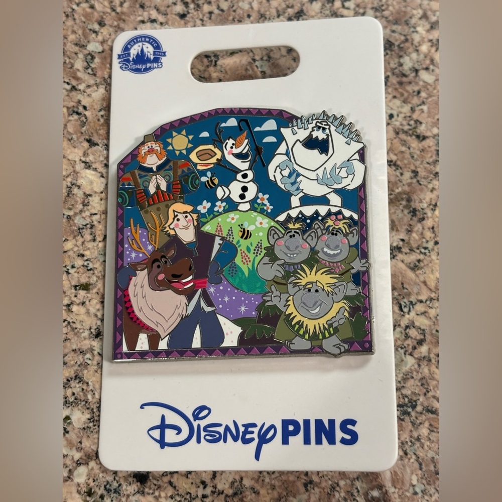 2023 Disney Parks Frozen Family Cluster Supporting Cast Pin Olaf Sven Kristof